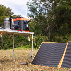 Wildtrak Power Tank Pro 3000 Power Station & 300W Solar Blanket Bundle