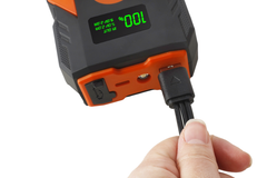 Wildtrak™ 1000A 12KMAH HP Lithium Car and 4WD Jump Starter (Petrol & Diesel) with Hard Case and USB Port