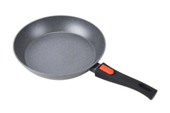 Wildtrak™ Non Stick Induction Safe Fry Pan with Detachable Handle