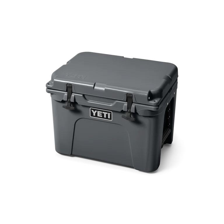 YETI Tundra 35 Hard Cooler Charcoal