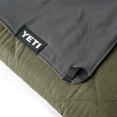 YETI Lowlands Blanket Olive