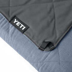 YETI Lowlands Blanket Smoke Blue