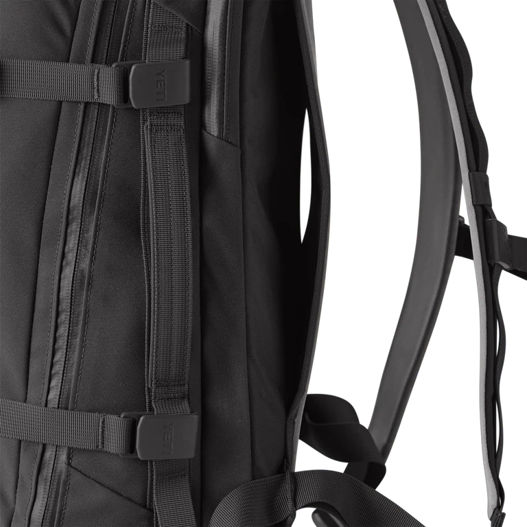 YETI Crossroads Backpack 27L Black