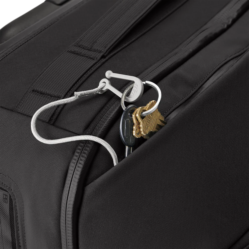 YETI Crossroads Luggage 29" Black
