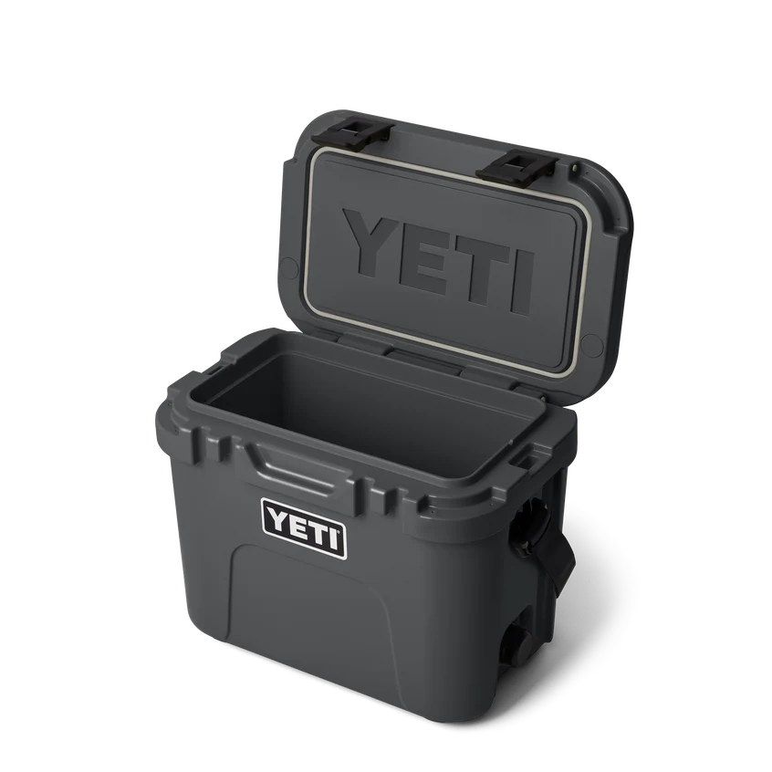 YETI Roadie 15 Charcoal