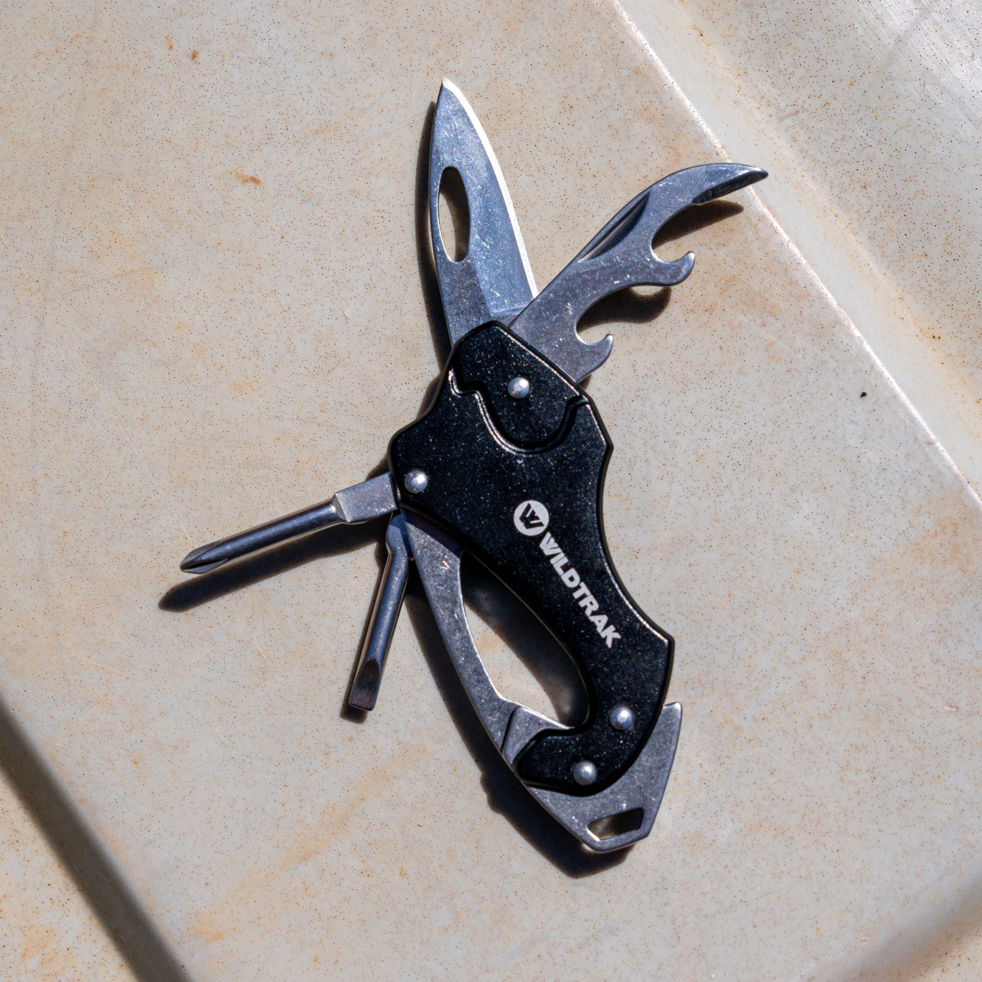 Wildtrak 6 in 1 Multi Function Tool Key Ring with Army Knife