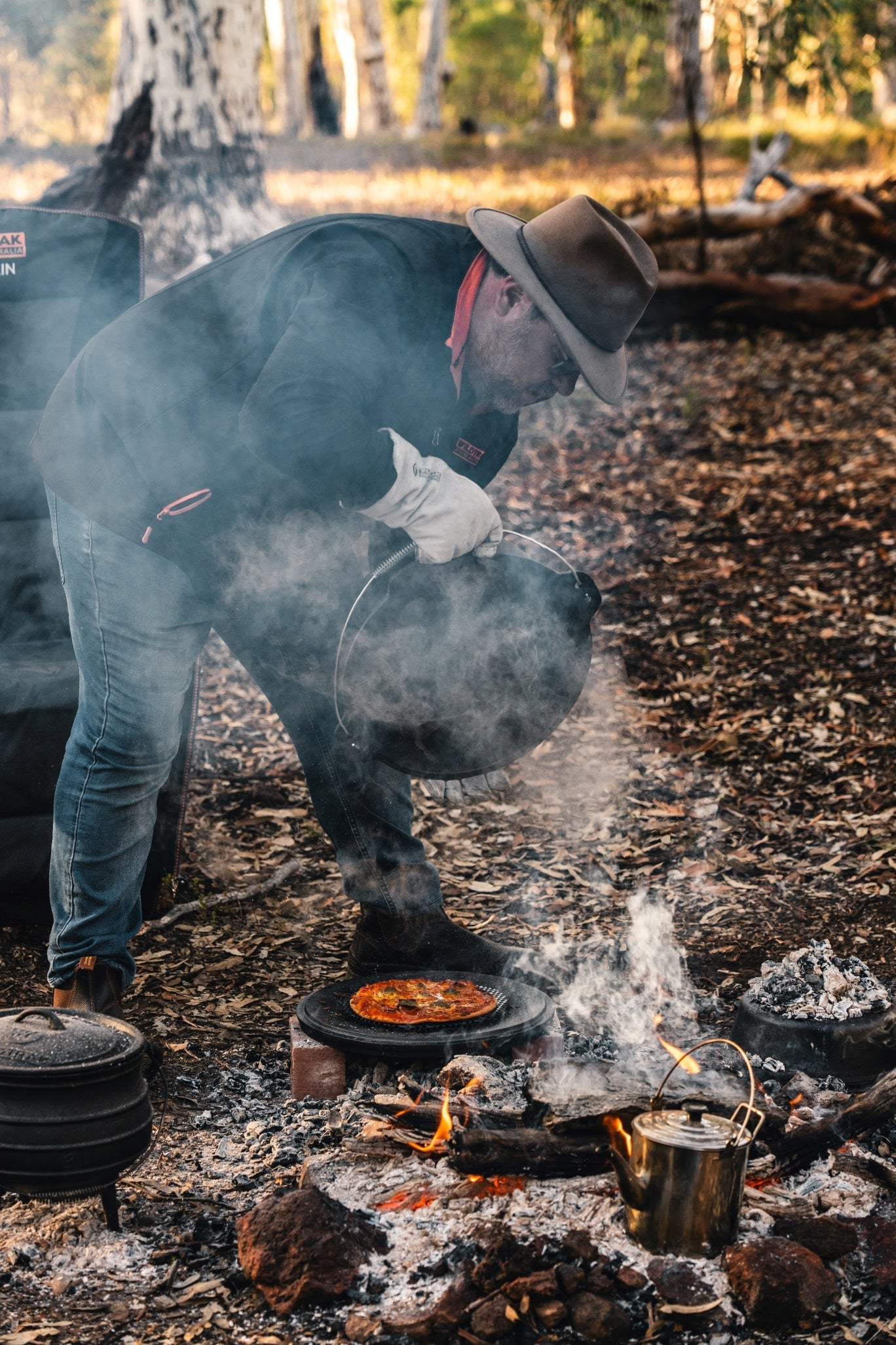 12 QUART CAMP OVEN