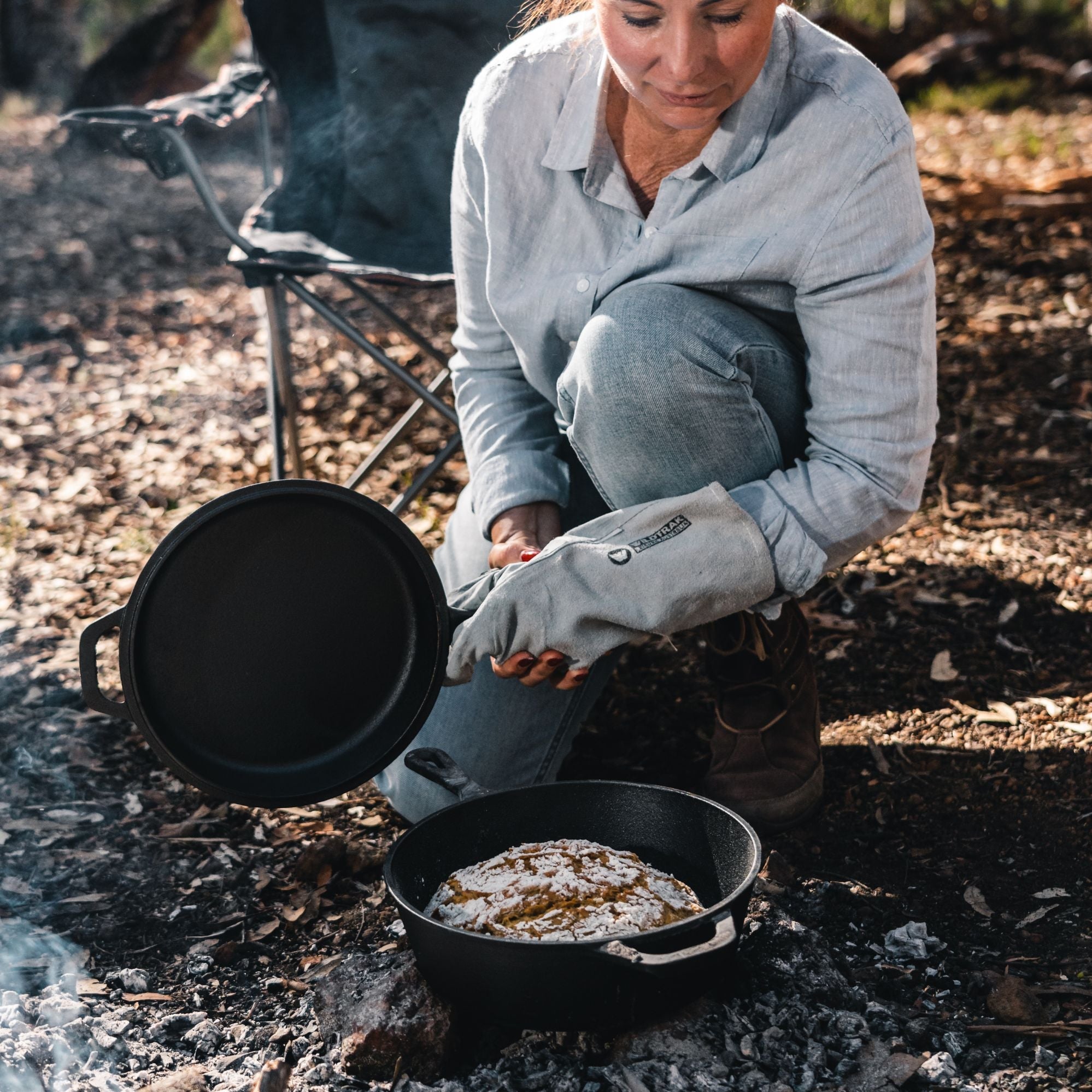 Wildtrak 3.2 Quart Pre-Seasoned Cast Iron 2in1 Combo Cooker 26.5x4cm