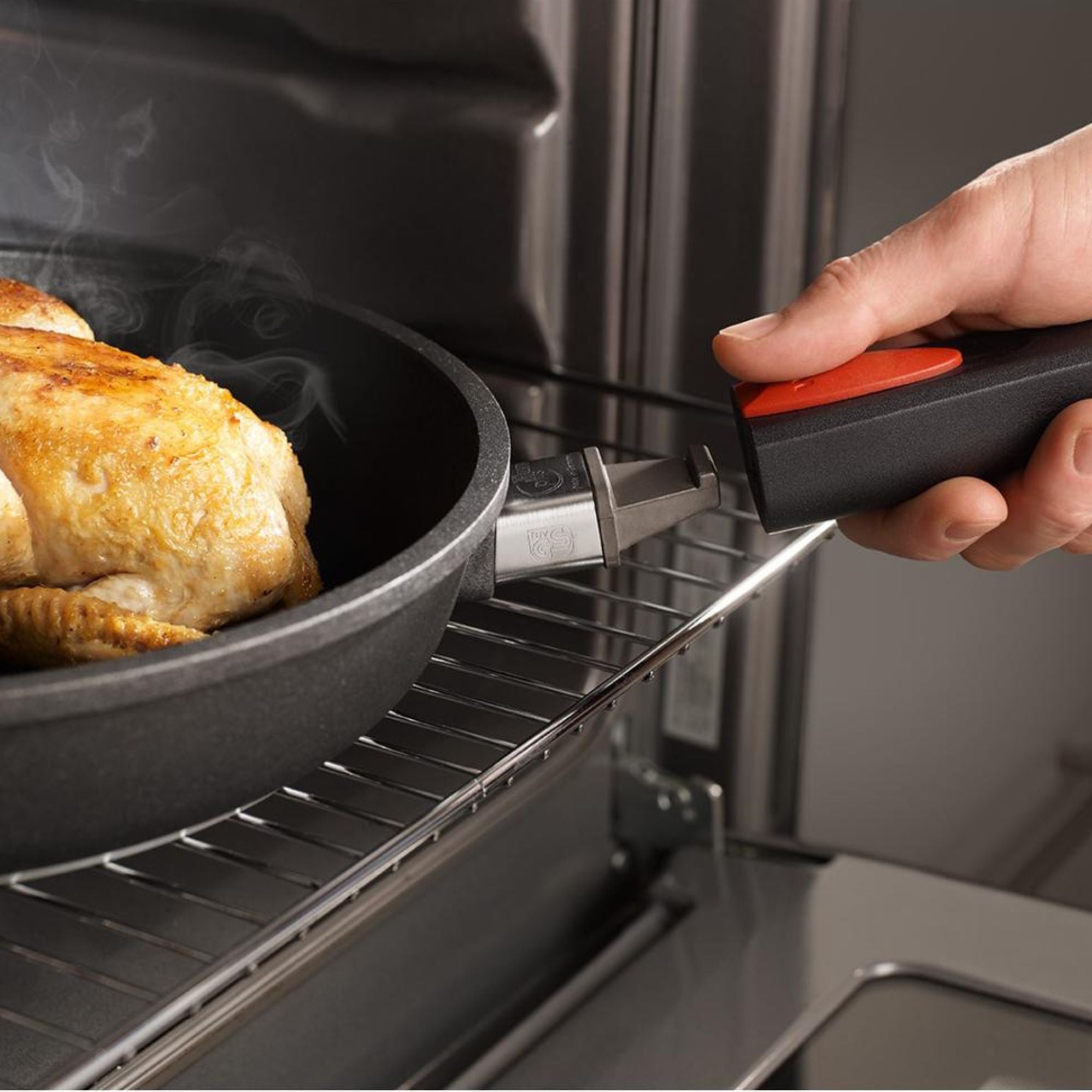 Wildtrak 24cm Non-stick Safe Fry Pan with Detachable Handle