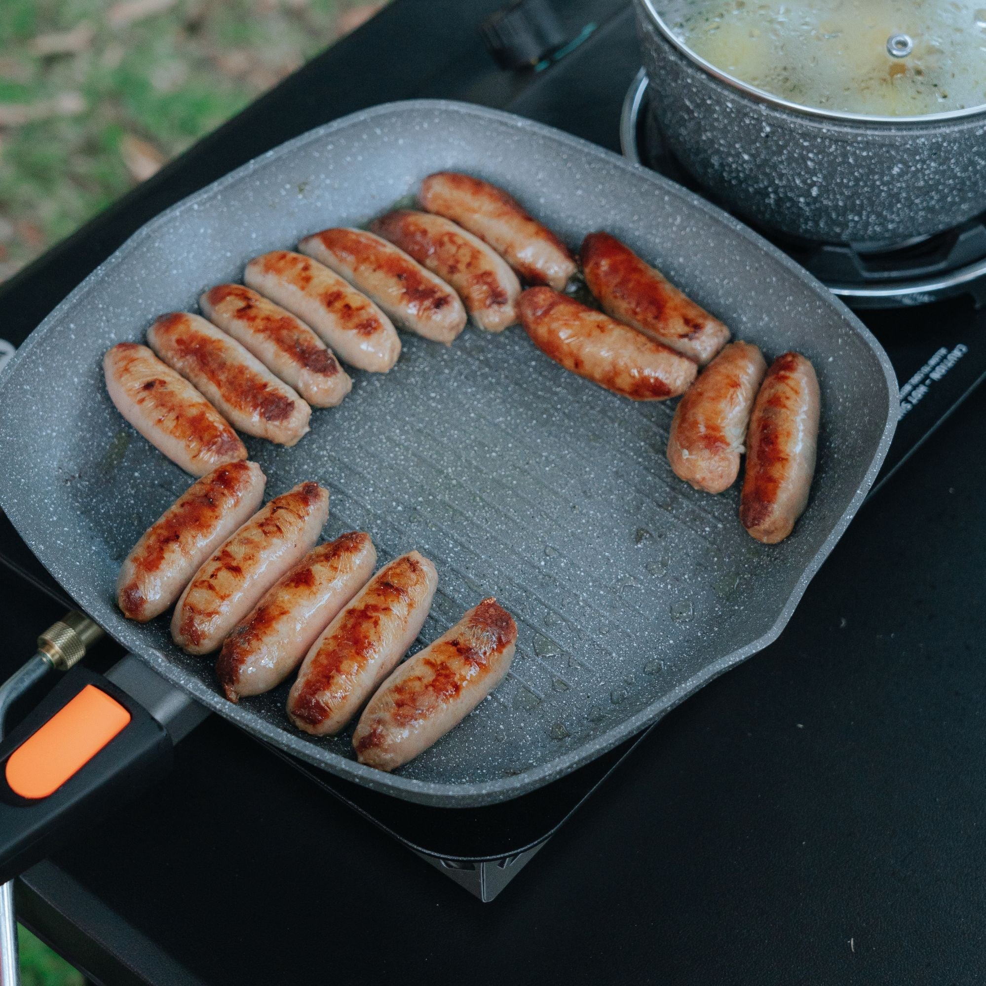 Wildtrak Non-stick Induction Safe Grill Pan with Detachable Handle 28cm