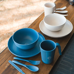 Wildtrak 6pc 1-Person Wheat Straw Dinner Set – Beige or Blue
