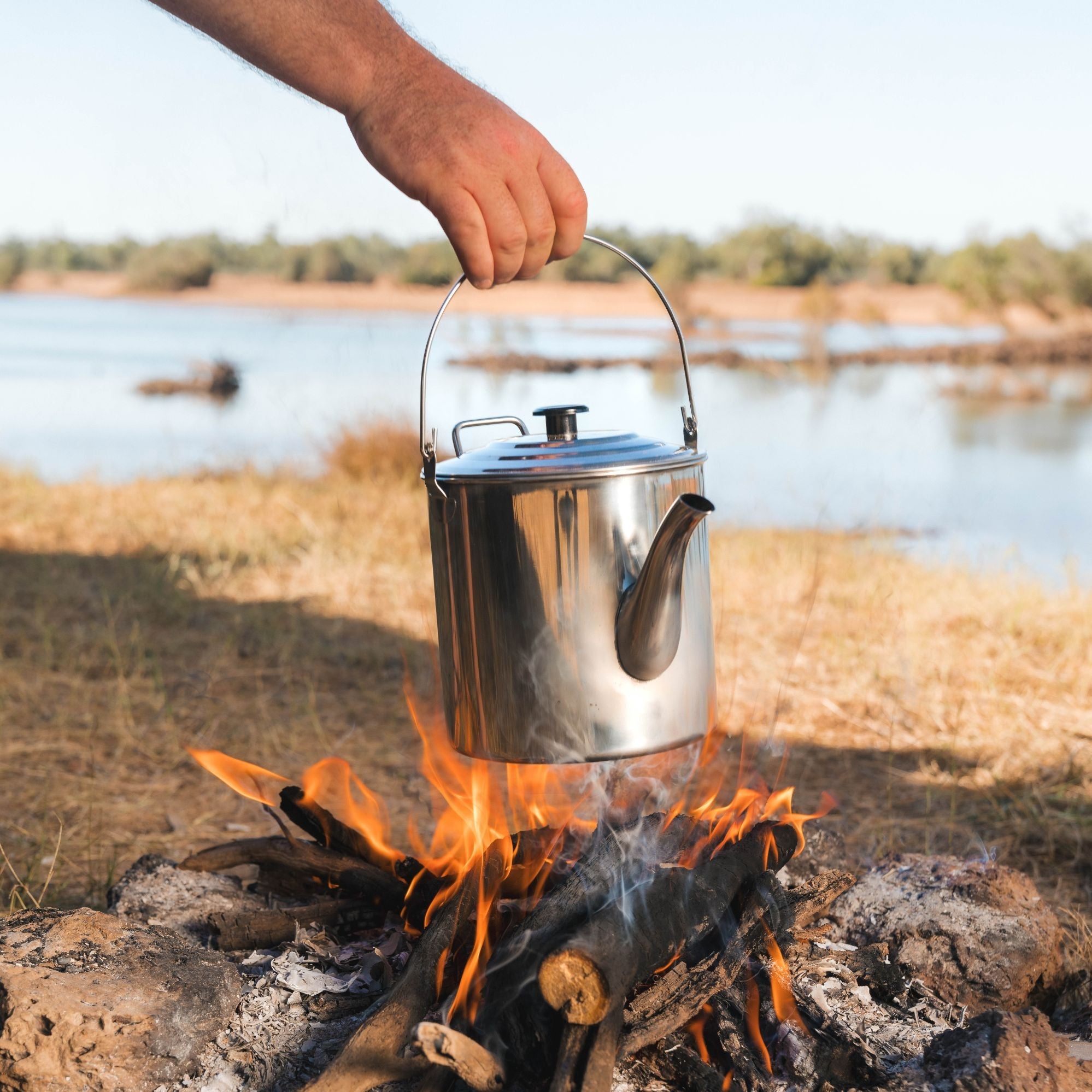 Wildtrak 2.8L Stainless Steel Billy Teapot with Handle and Lid