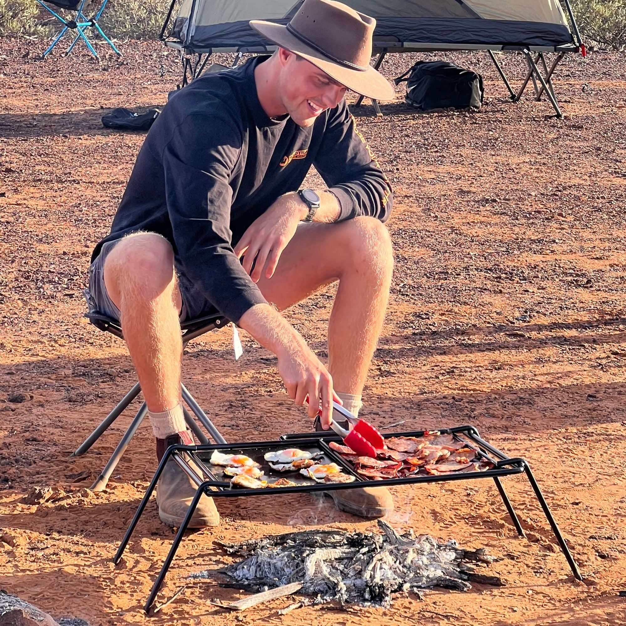 Wildtrak Large Flat Plate and Grill Camp Cooker with Carry Bag 65x42.5cm
