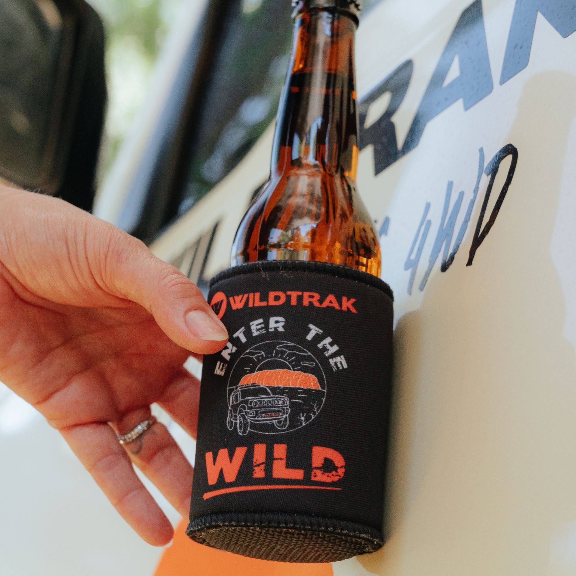 Wildtrak Enter the Wild Magnetic Stubbie Holder