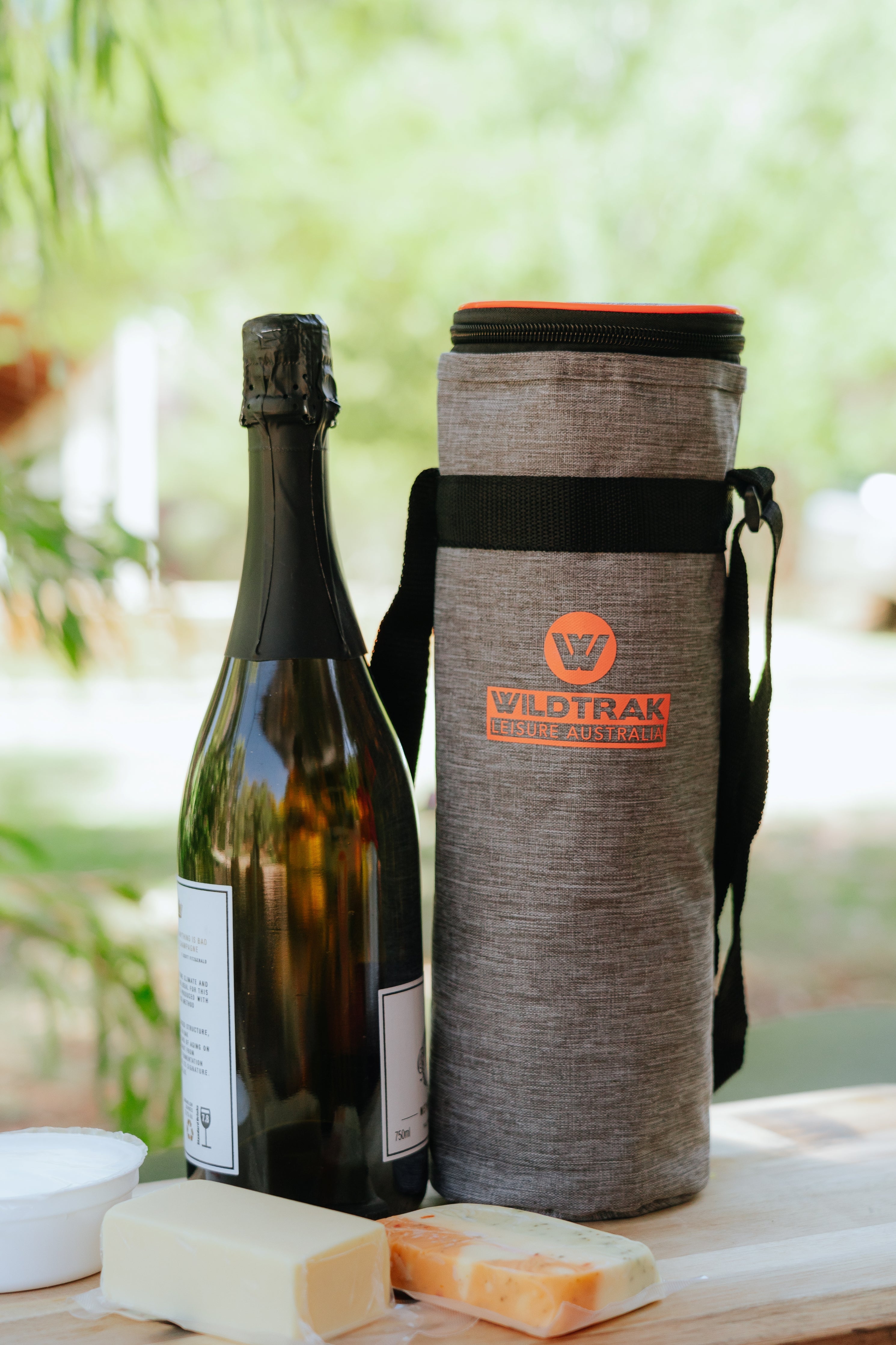 Staycool 1.5L Wine Bottle Soft Cooler Storage Bag with Zip Lid and Adjustable Shoulder Strap