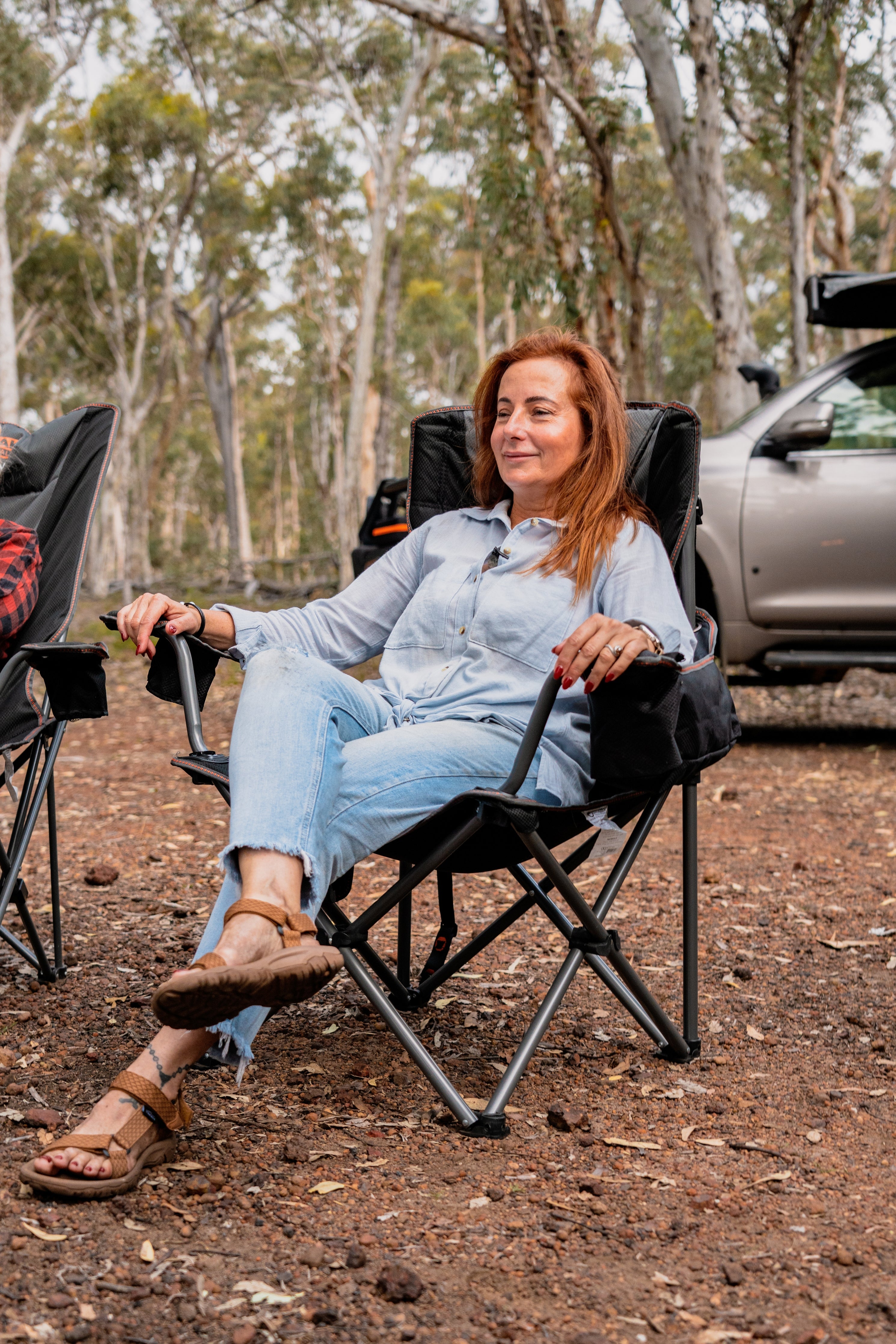 Yardie Deluxe Foldable Arm Chair with Shoulder Strap, Built-in Cooler Storage, Drink Holder, Wine Glass Holder