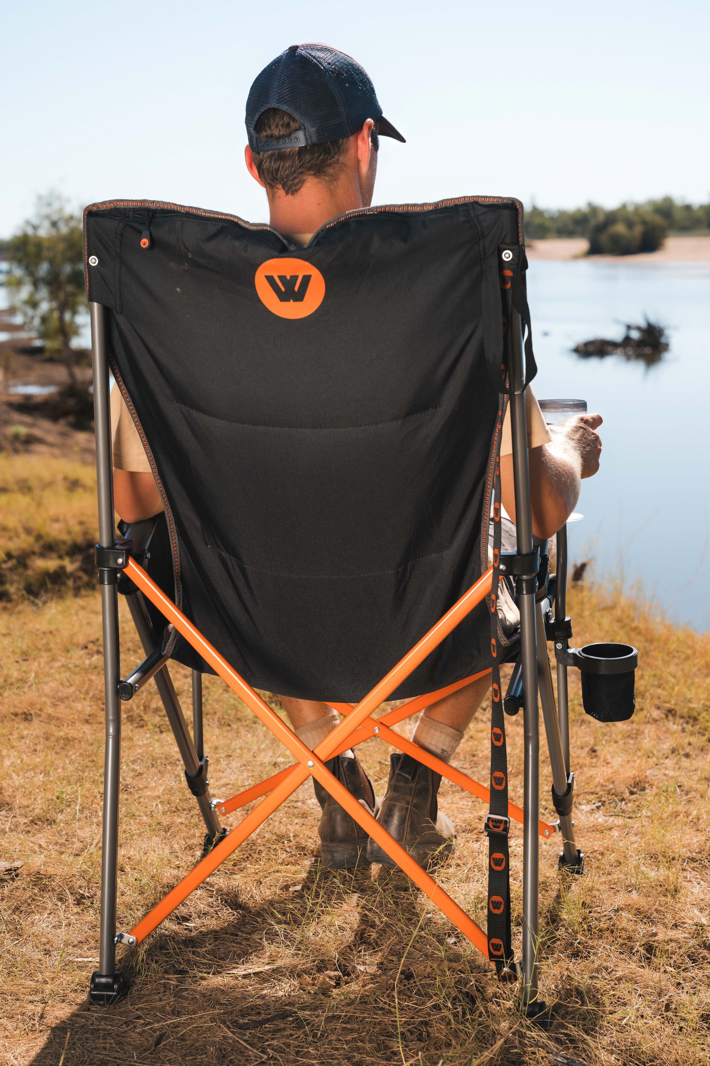 WILDTRAK™ Cheynes Deluxe Solid Arm Chair with High Back, Fully Cushioned, Wine Glass Holders, Drink Holder, Media Pocket, Self-Levelling Feet for Camping & Events, Weight Rated 200kg, Zipped Storage Pocket for Carry Bag with Shoulder Strap