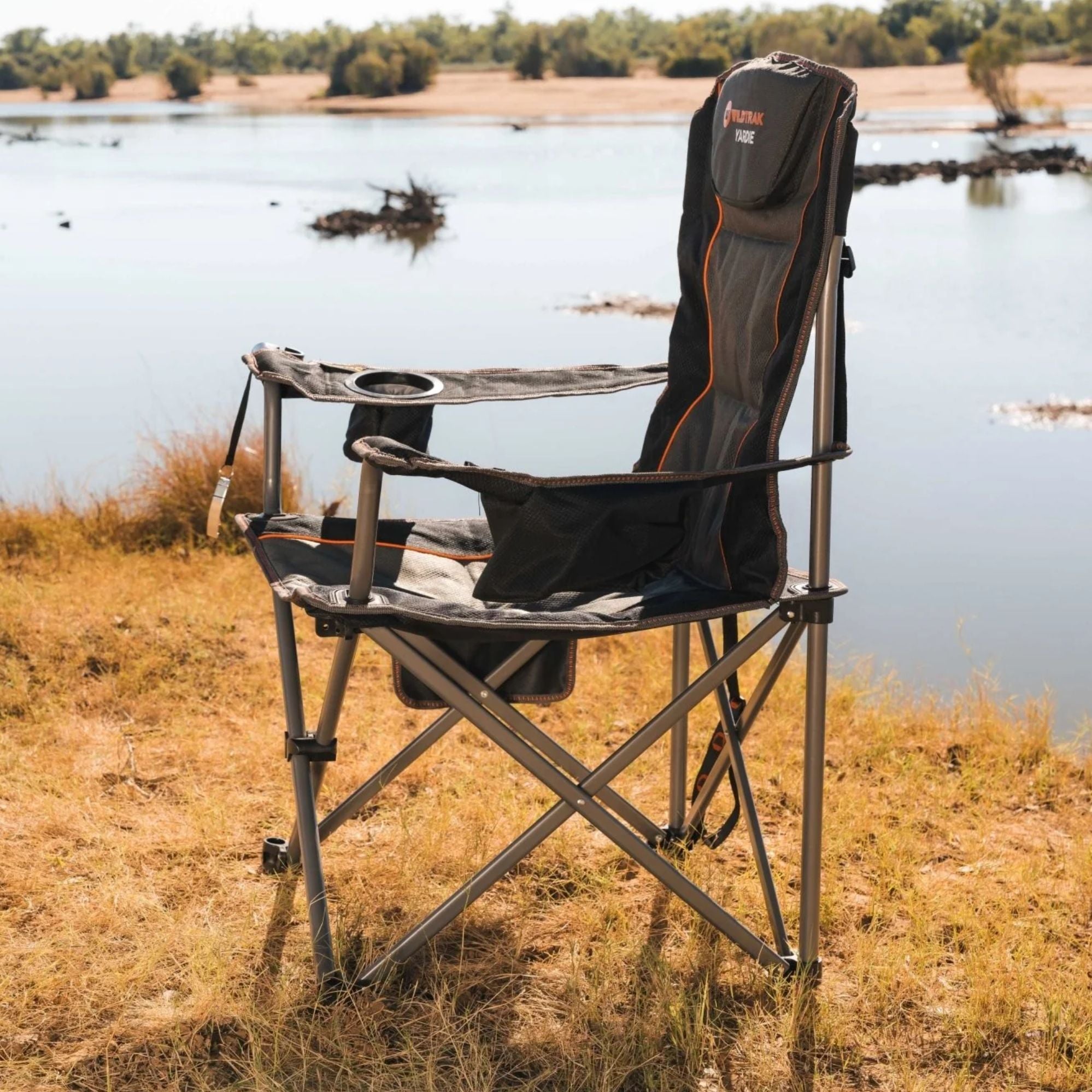Wildtrak Yardie Deluxe Foldable Cooler Arm Chair