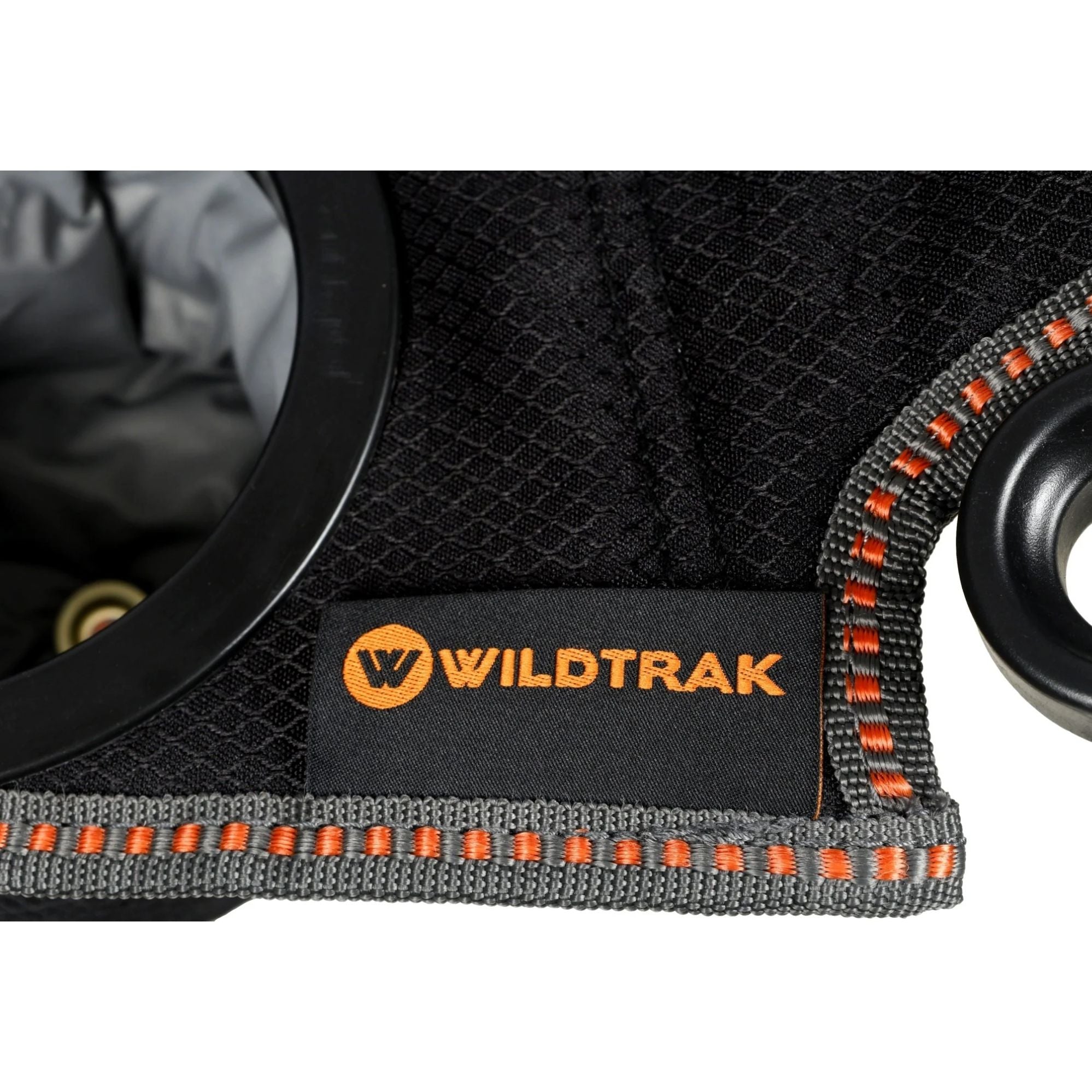 Wildtrak Yardie Deluxe Foldable Cooler Arm Chair