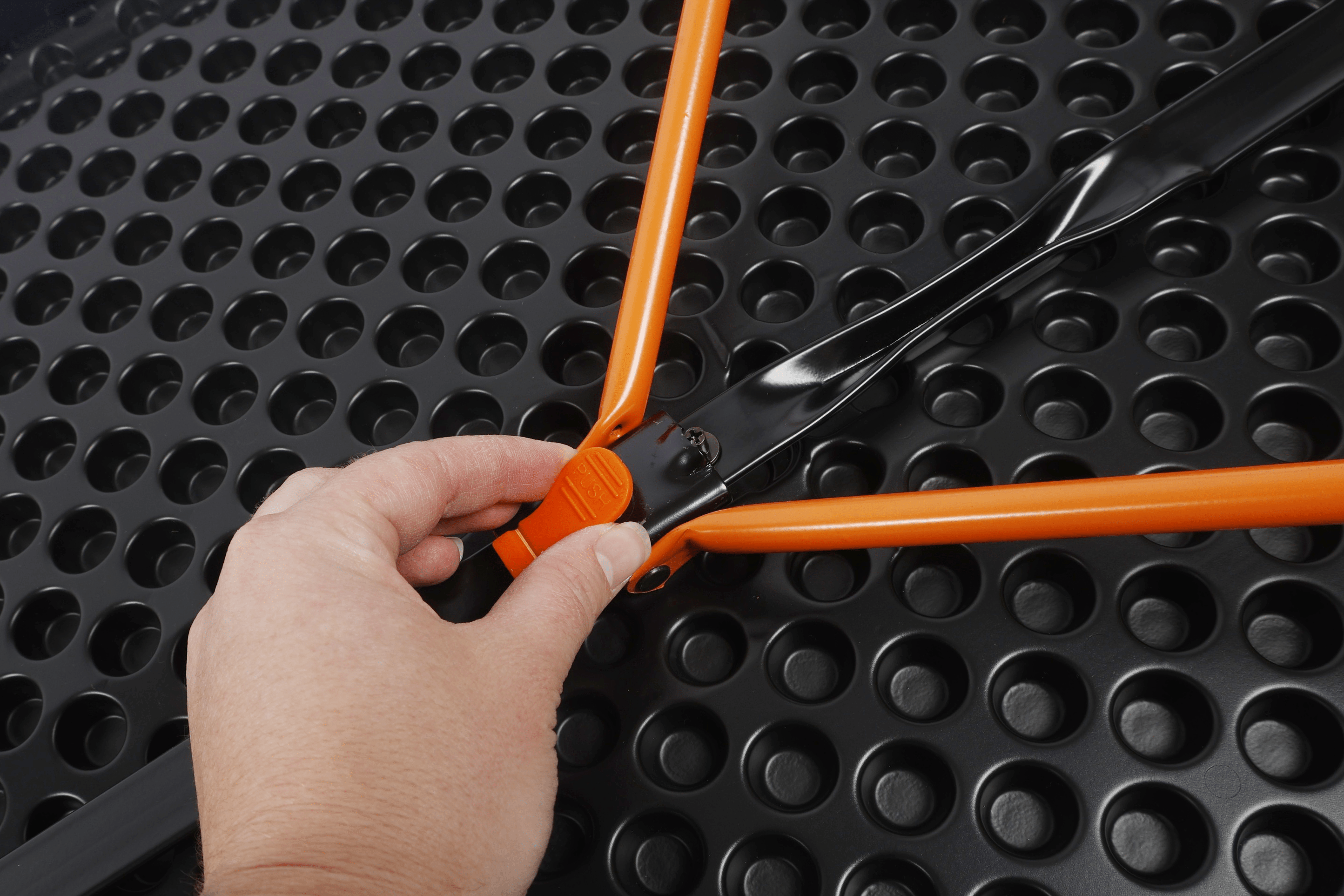 Bi-Fold Black Camp Table with Carry Handle 100x51x71cm