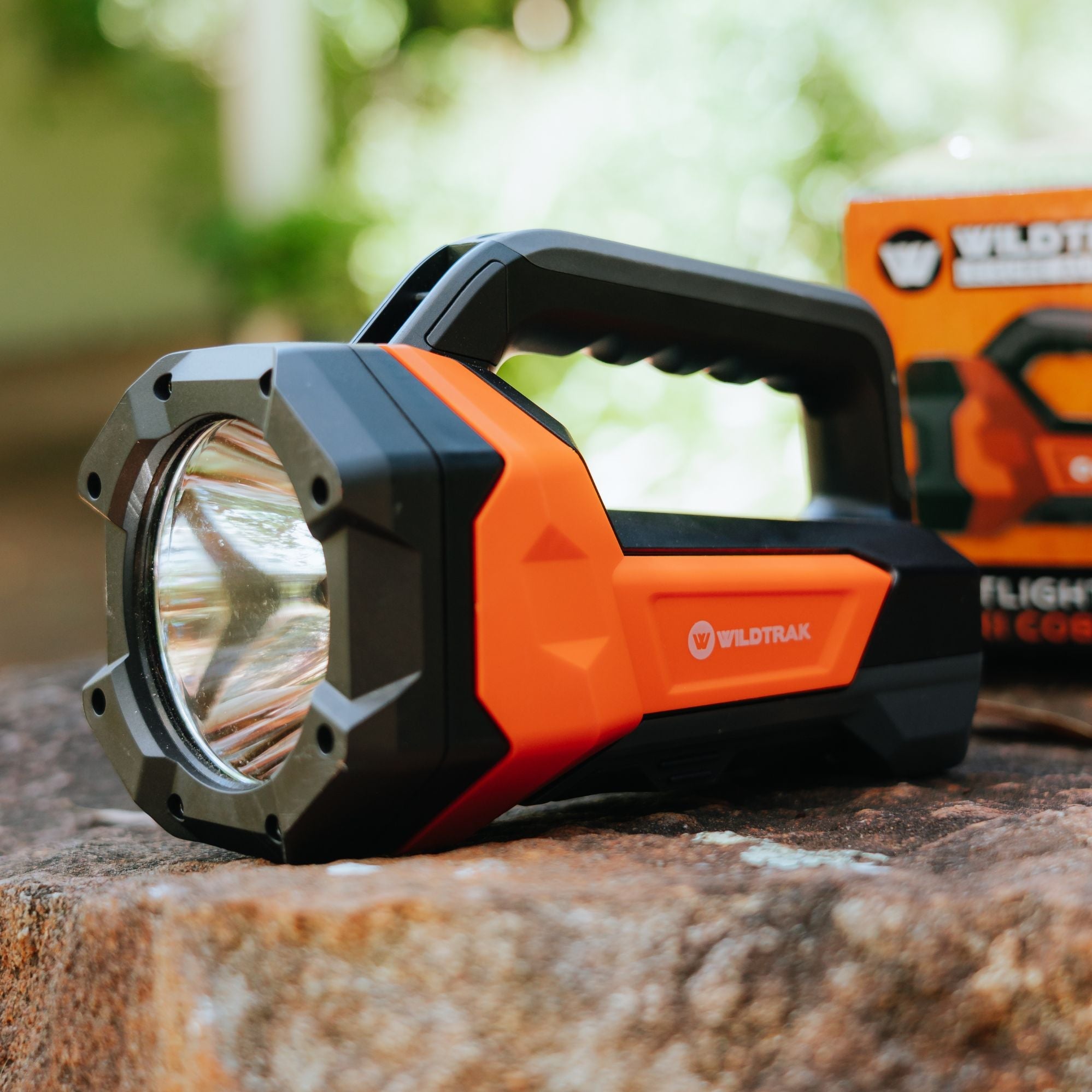 Wildtrak 1000L Rechargeable Handheld Flashlight with Flexi COB Light, 9 Light Mode