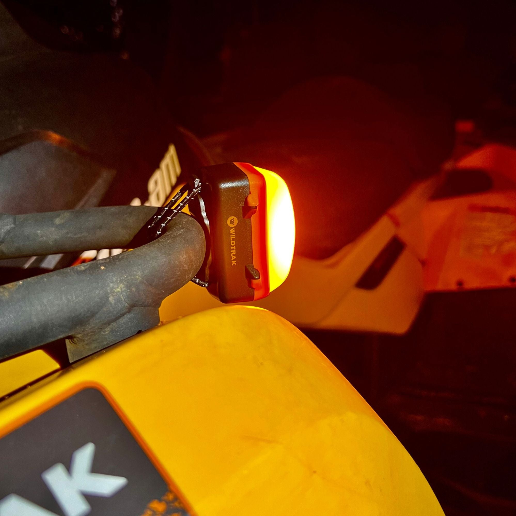 Wildtrak Twin Pack Rechargeable 150L Magnetic Base POD Lights