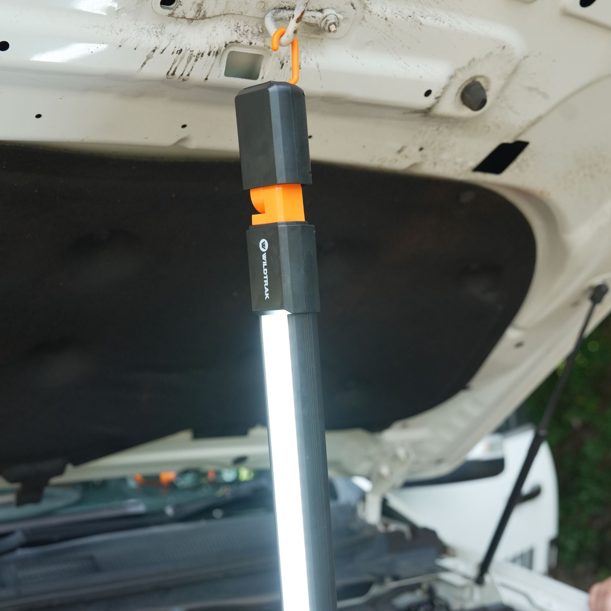Wildtrak Aluminium Magnetic Under Hood Light 1200L