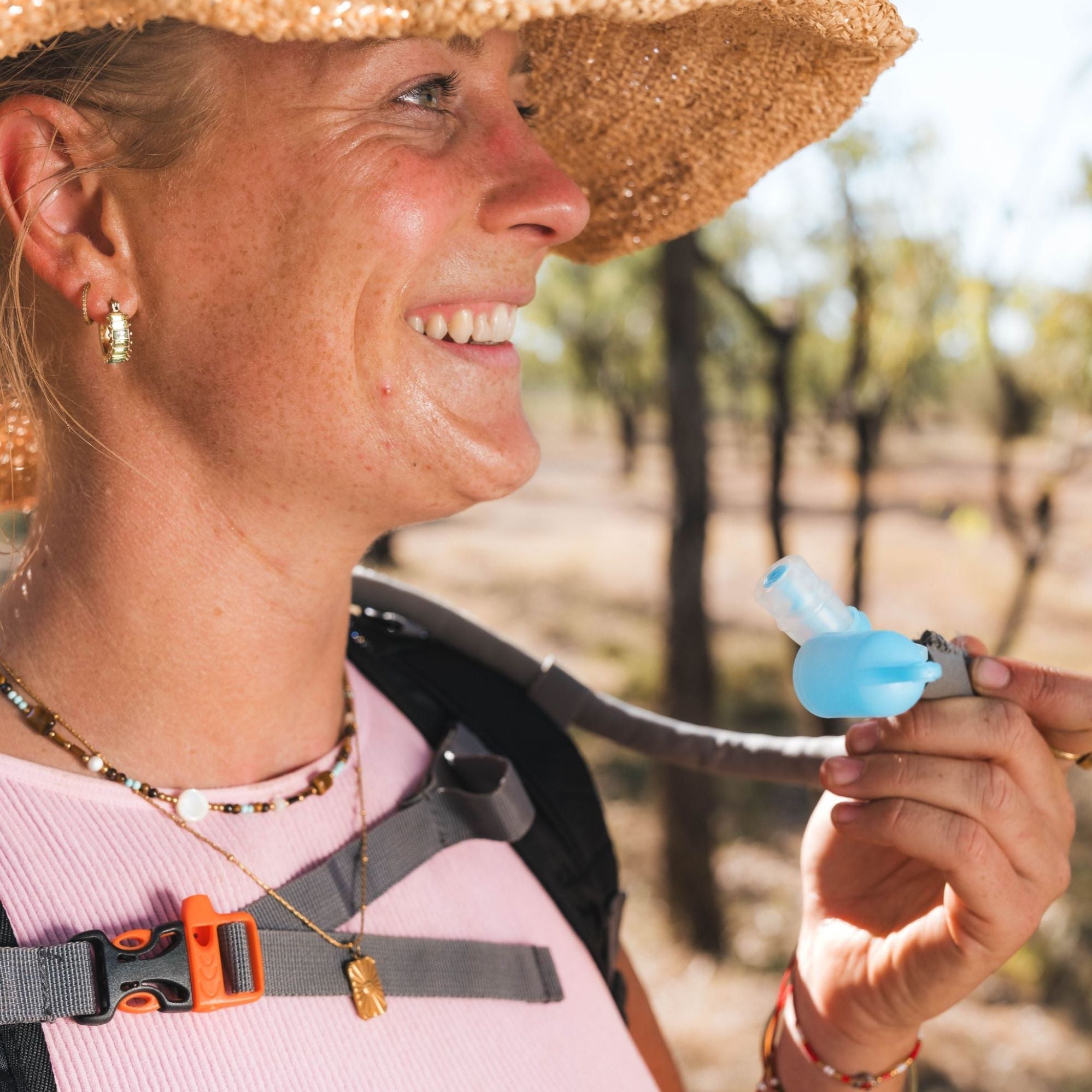 Wildtrak 2.0L Trekker Replacement Hydration Bladder with Suction Hose