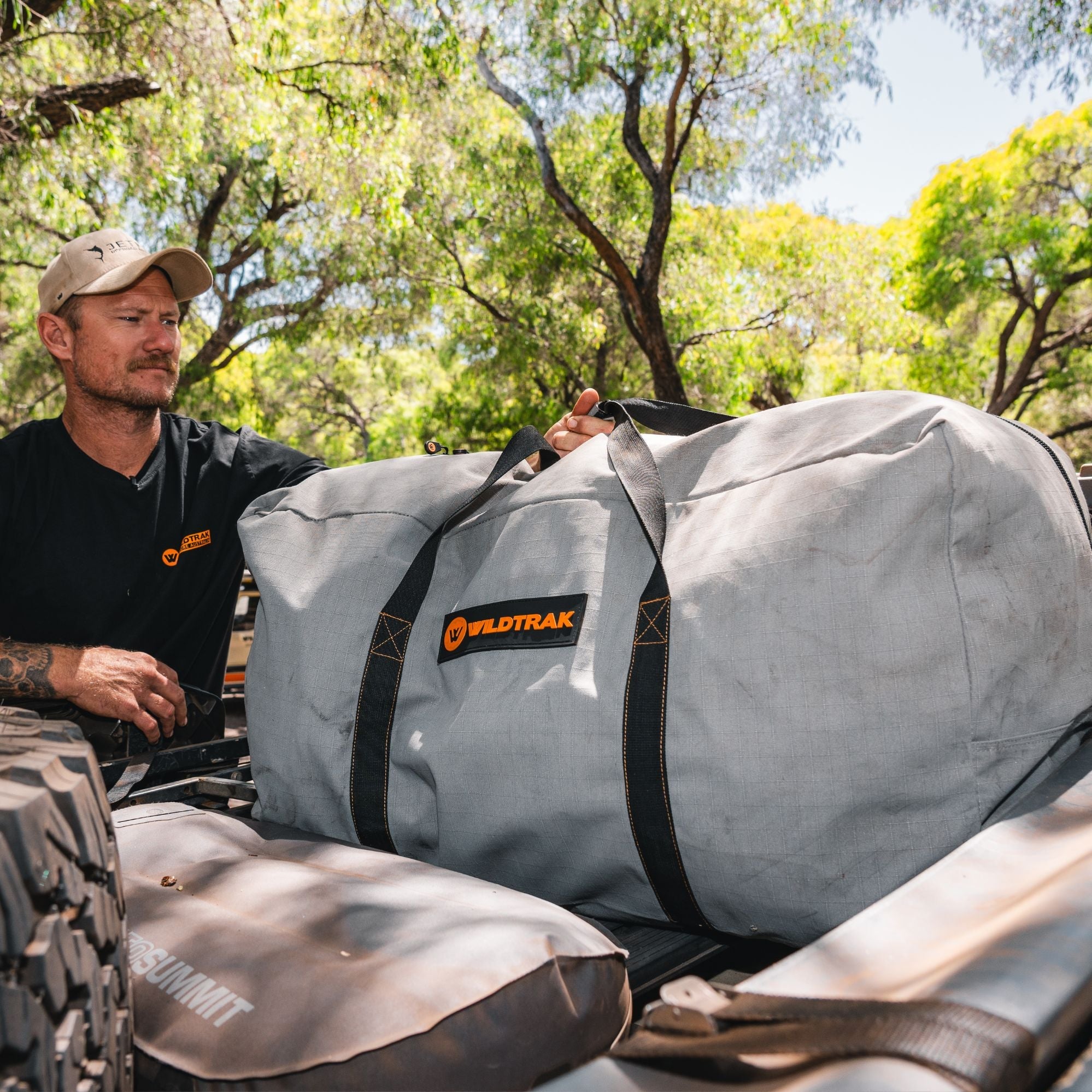 Wildtrak XL Heavy-duty 400GSM Ripstop Canvas Duffle Bag 80x40x40cm