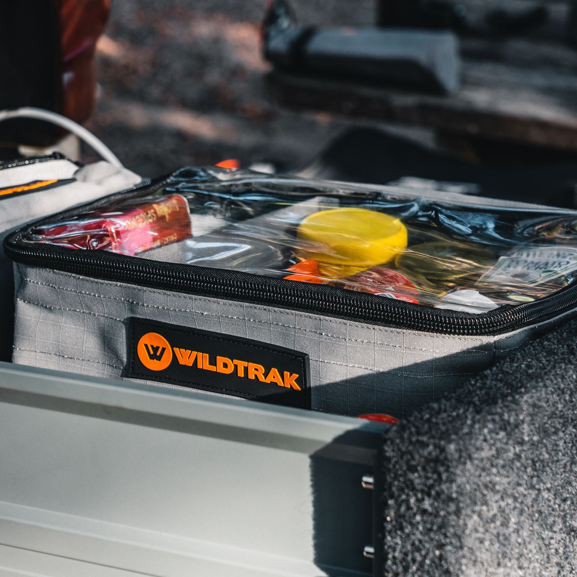 Wildtrak Heavy-duty Medium Clear Top Storage Bag with Handles 32x20x10cm