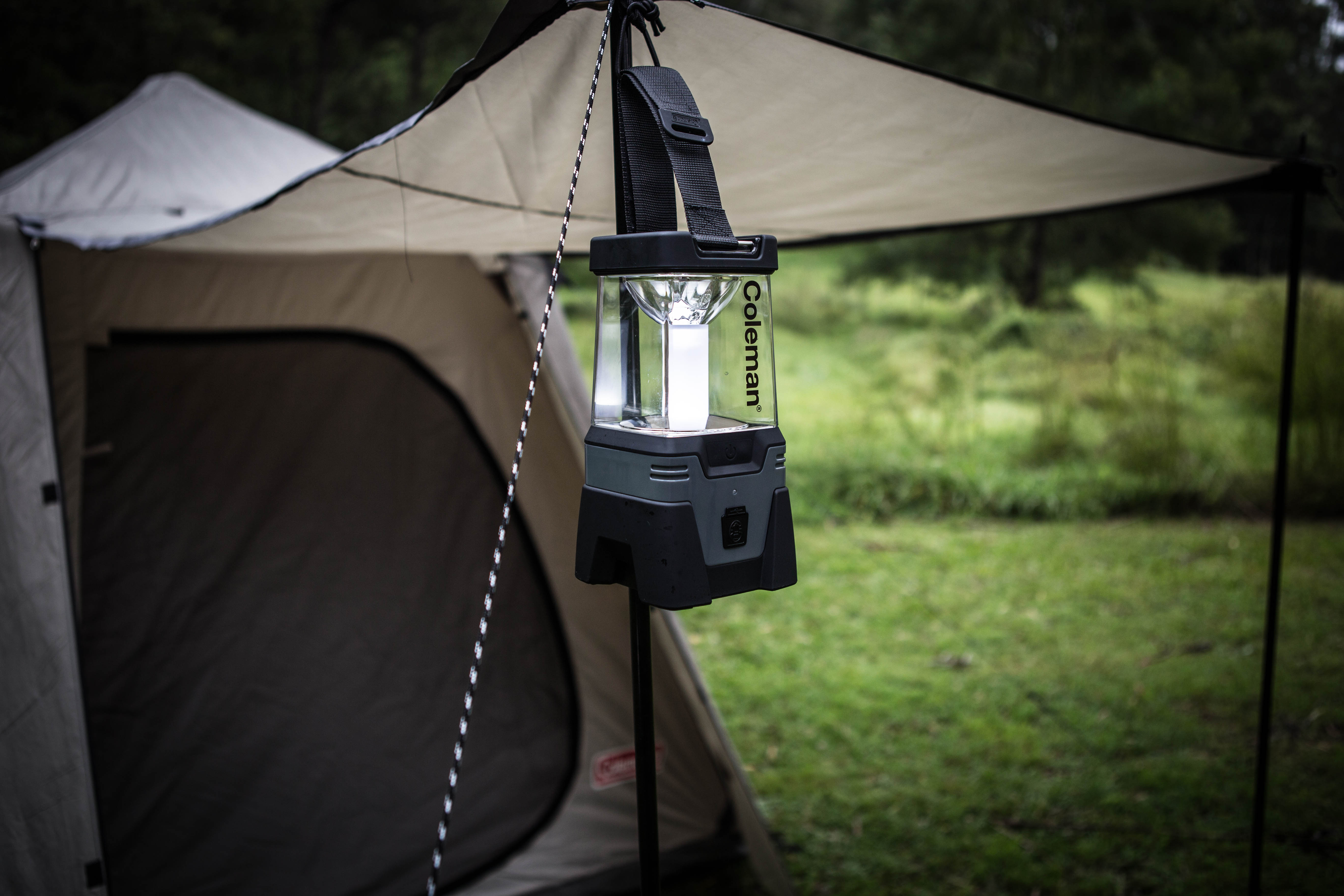 Coleman Easy Hang Lithium Ion LED Lantern 400 Lumens