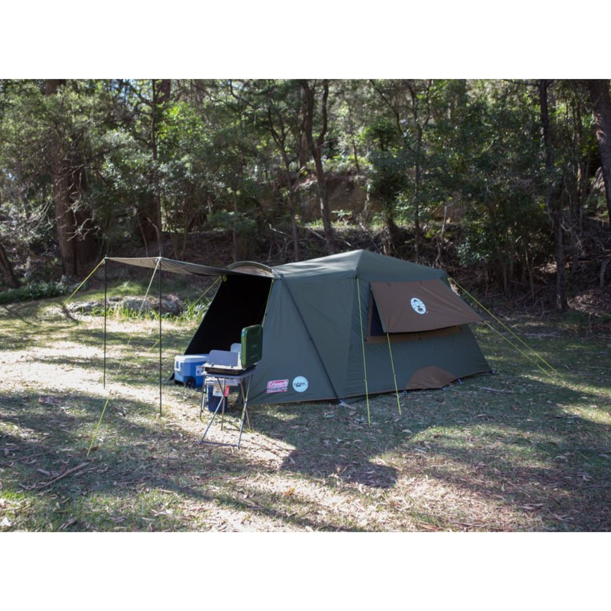 Coleman 6P Northstar Series Instant Up Tent, Darkroom, Weathertec