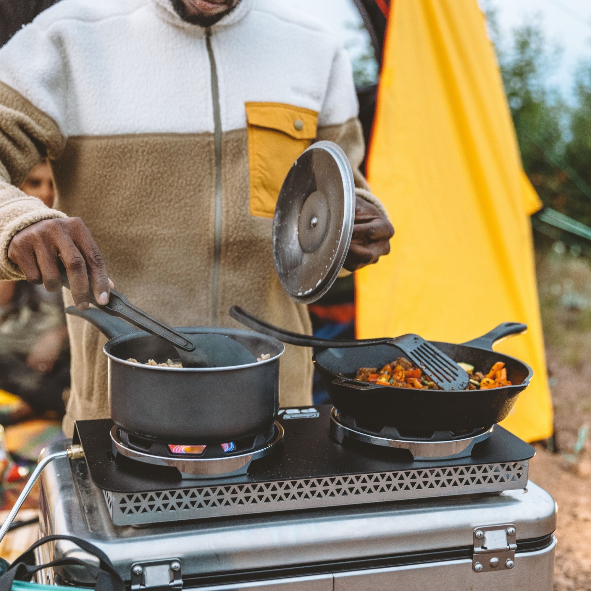 Coleman PEAK1™ 2-Burner Camping Stove, Portable, Even Cooking, Wind Protection, 20000 BTUs