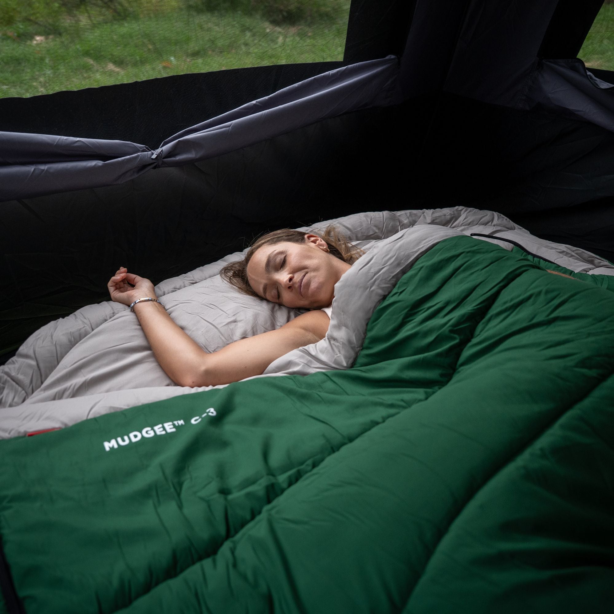 Coleman Mudgee C-3 Warm Hooded Double Sleeping Bag, -3°C Rated