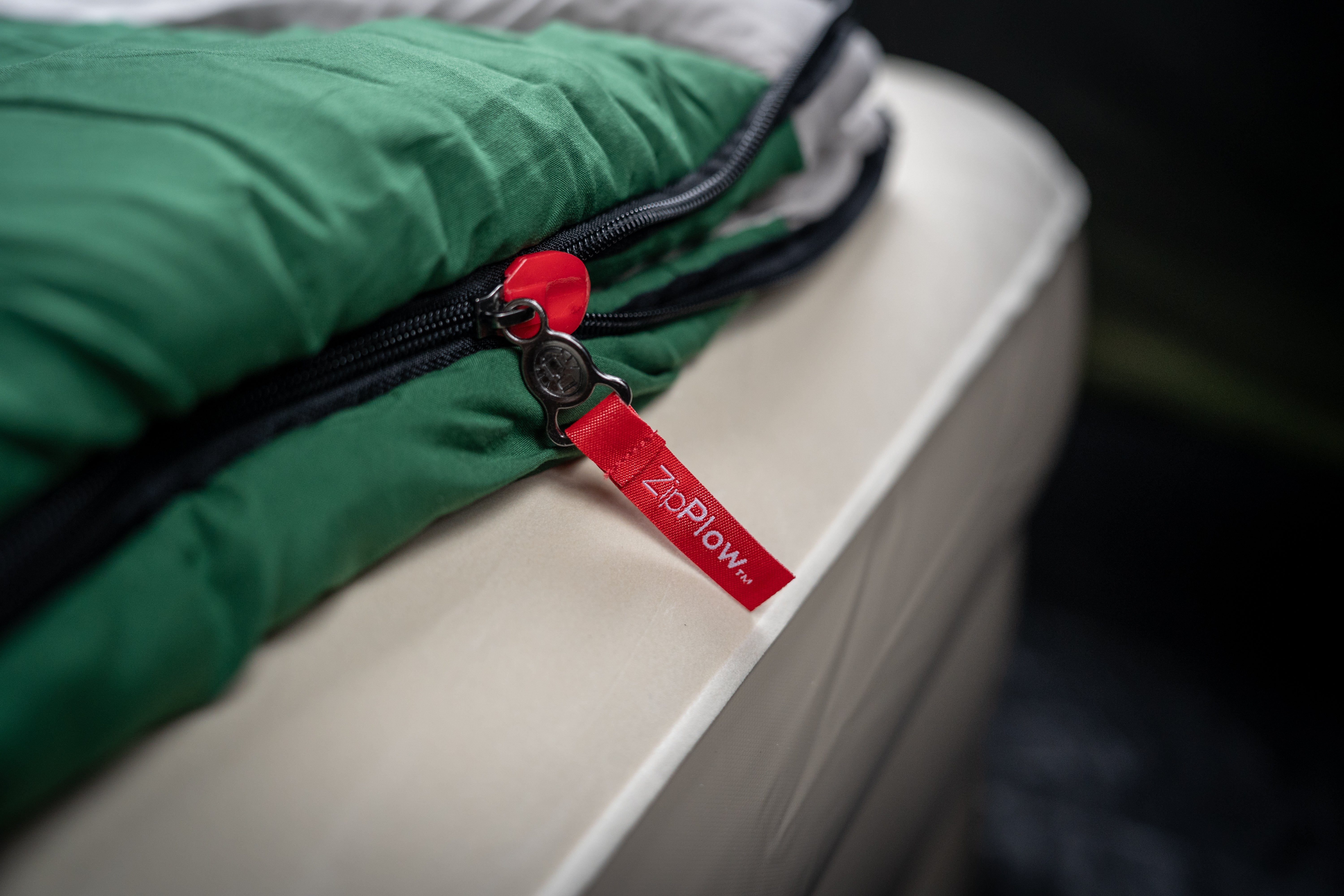 Coleman Mudgee C-3 Warm Hooded Double Sleeping Bag, -3°C Rated