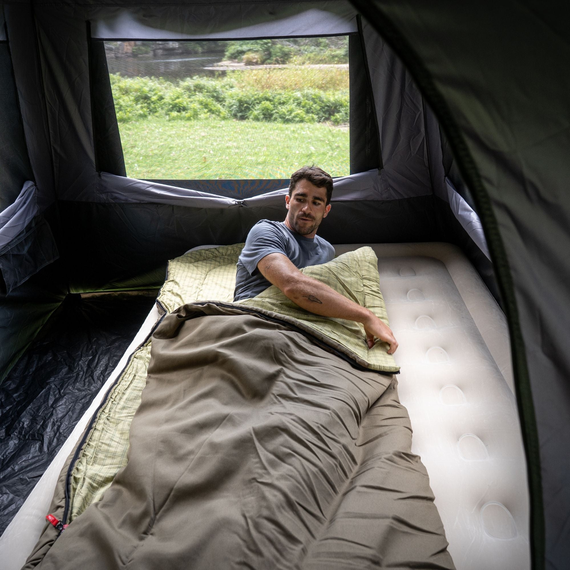 Coleman Big Game C-6 Extra-Large Hooded Sleeping Bag, -6°C Rated