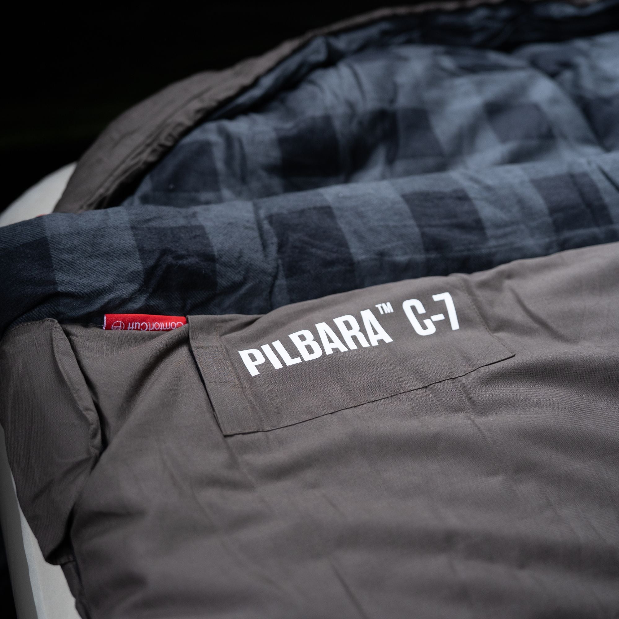 Coleman Pilbara C-7 Double Wide Hooded Sleeping Bag, -7°C Rated