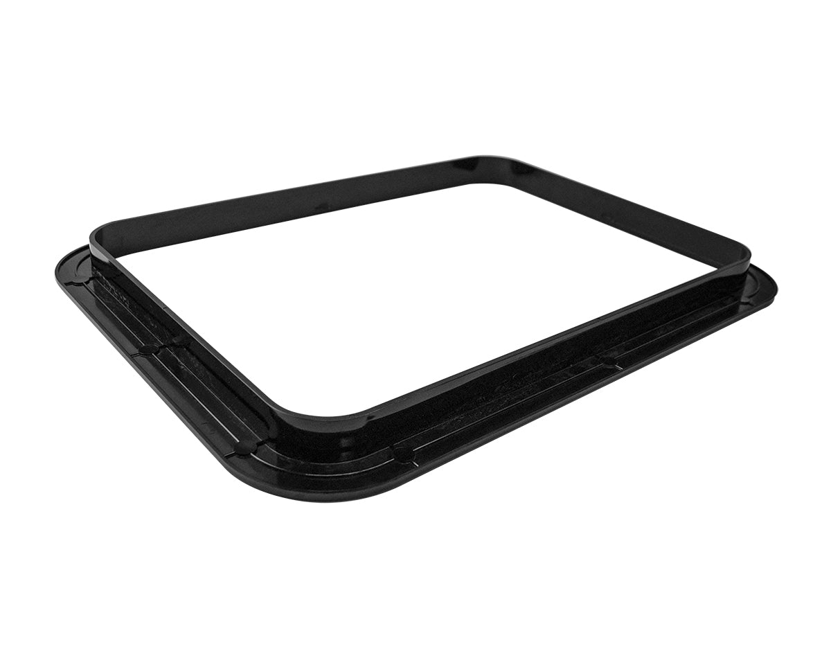 Hatch Trim White T/S 170755#