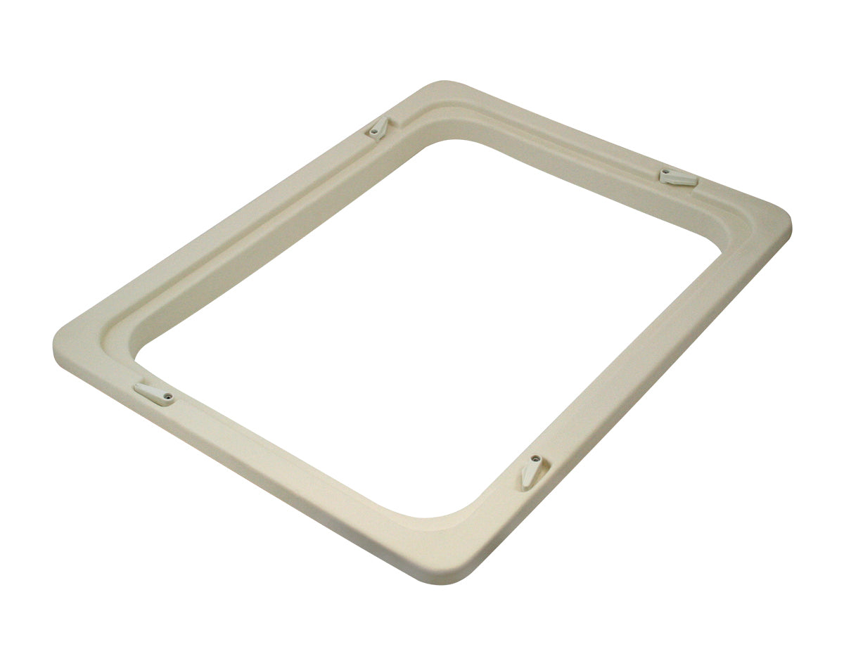 Hatch TRim Black T/S 170806 (1)