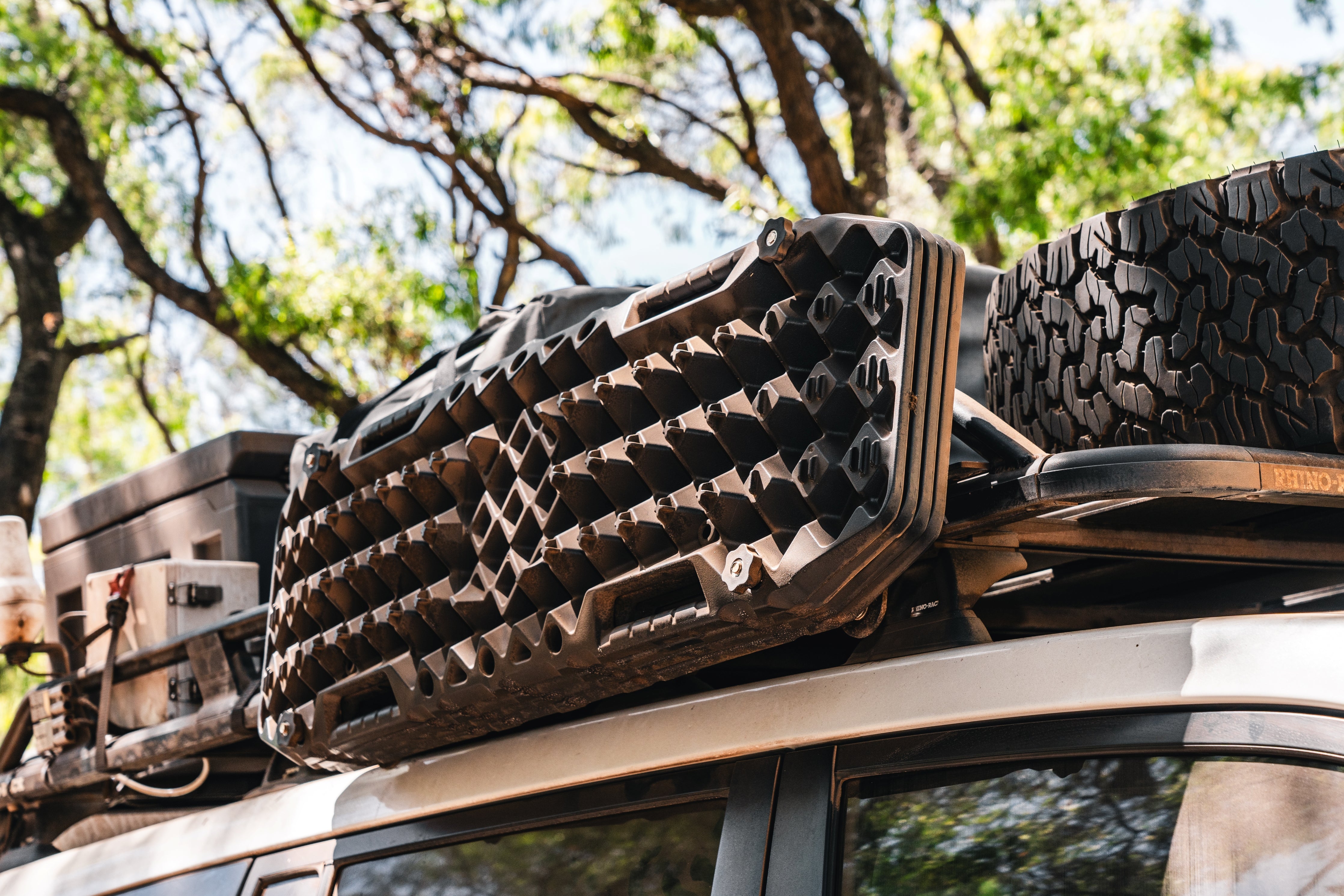 Flex Recovery Tracks Heavy Duty 10,000KG UV-Stabilised, Straps 33x103cm