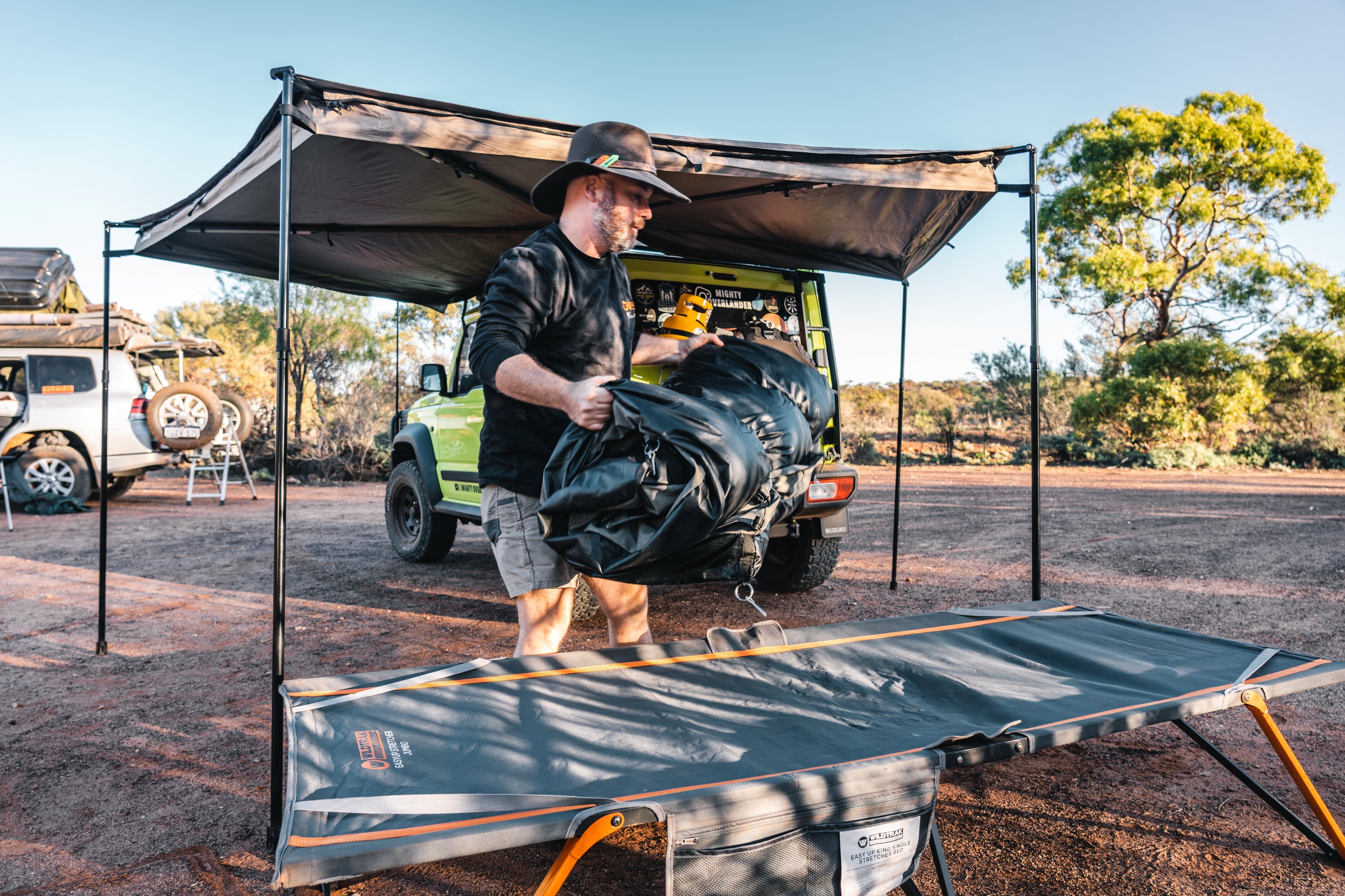 Jumbo Easy Up Stretcher Bed 218x90x42cm