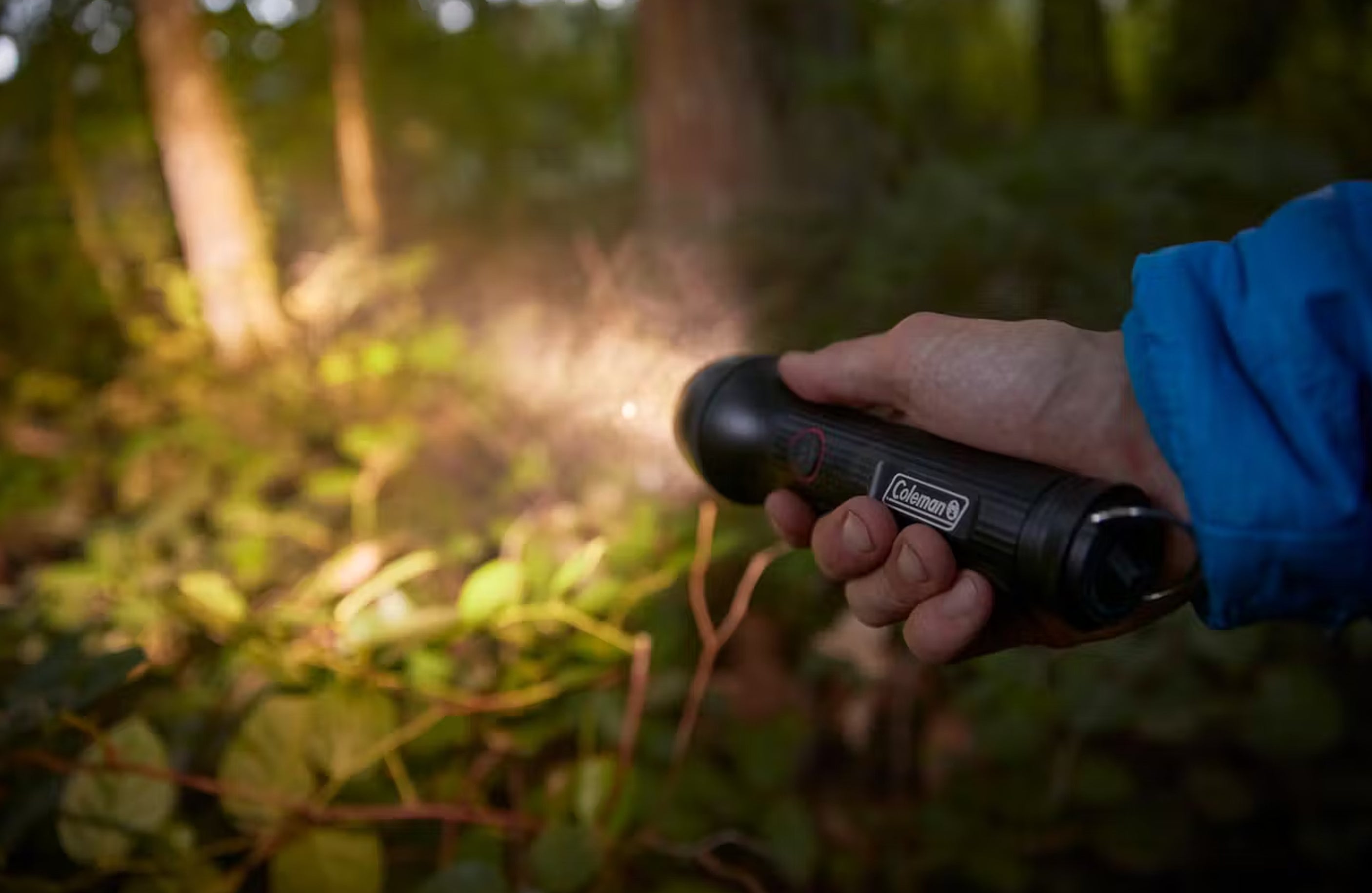 COLEMAN RECHARGEABLE CLASSIC 1500L FLASHLIGHT